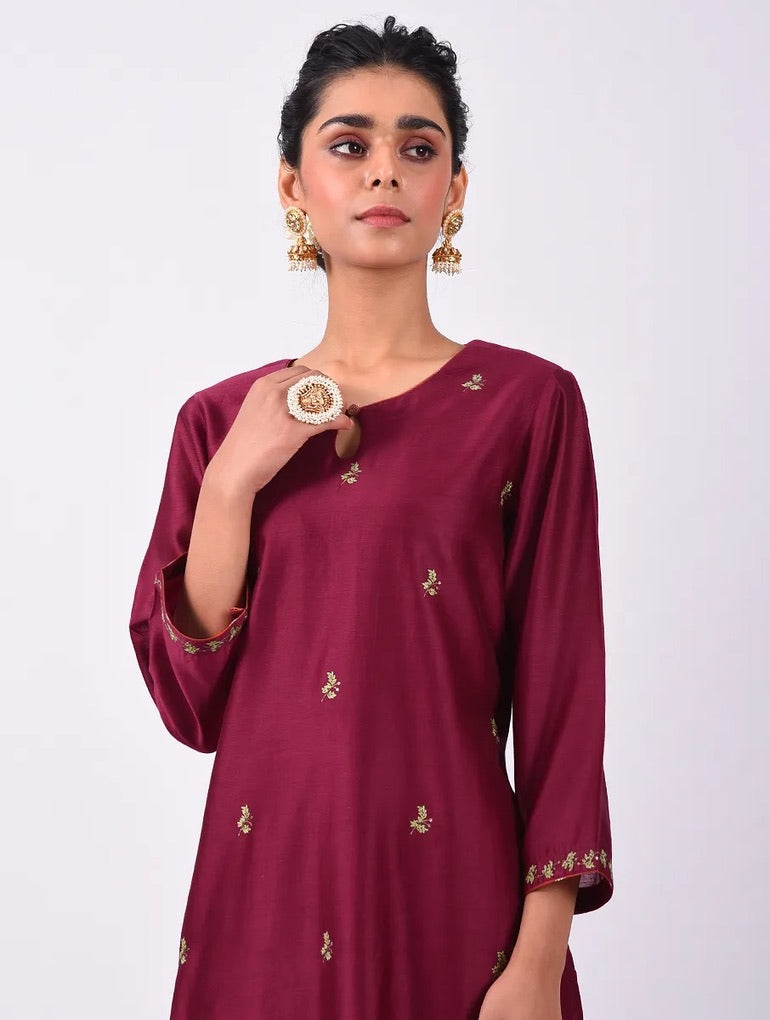 Surkh Maroon Chanderi Embroidered Kurta Set