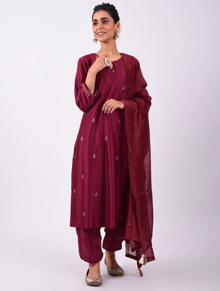 Surkh Maroon Chanderi Embroidered Kurta Set