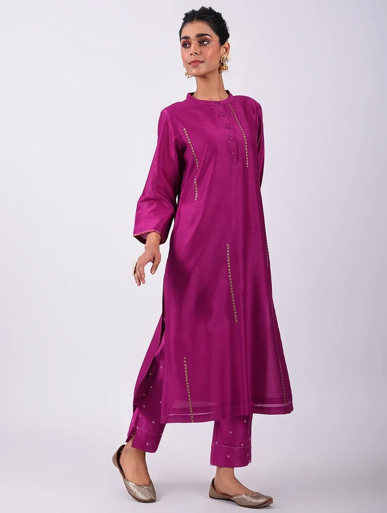 Surkh Magenta Chanderi Embroidered Kurta Set