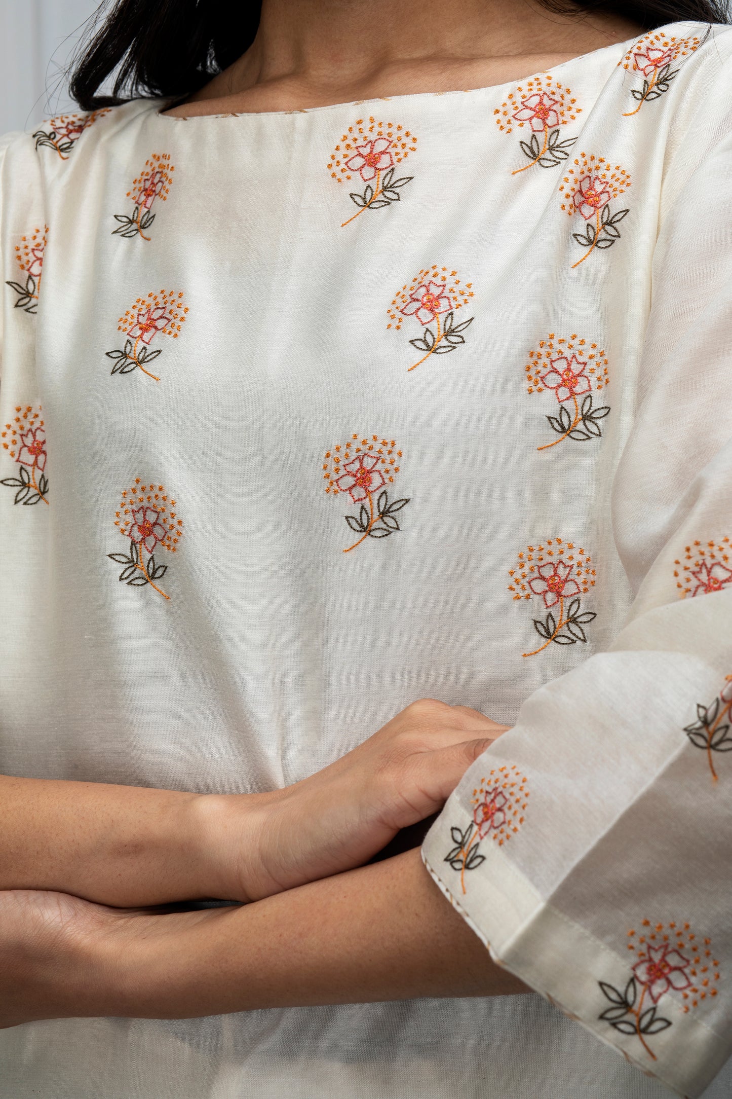 Ishaya Off White Hand Embroidered Kurta Set