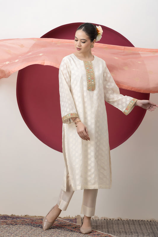 Anokhi Handwoven Banarasi Cutwork Kurta