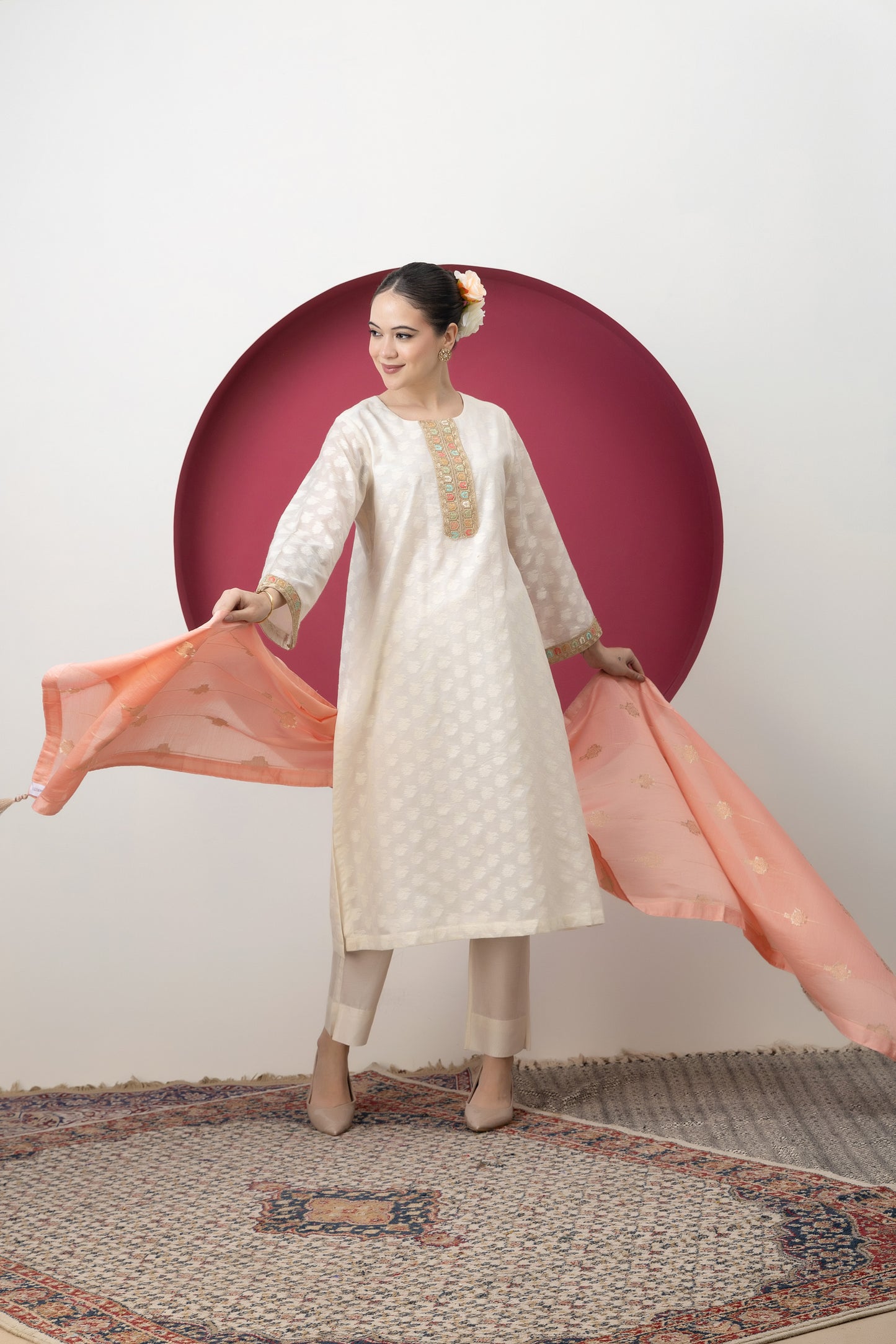 Anokhi Peach Handwoven Banarasi Dupatta
