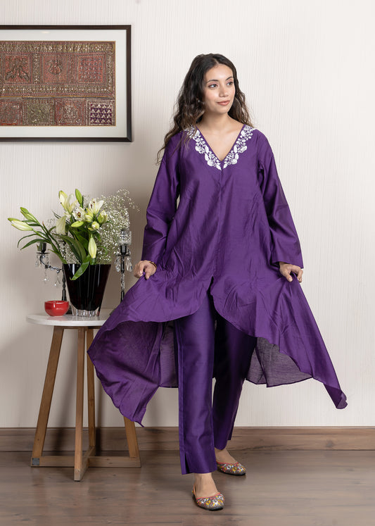 Nakkashi Purple Chanderi Embroidered Kurta Set