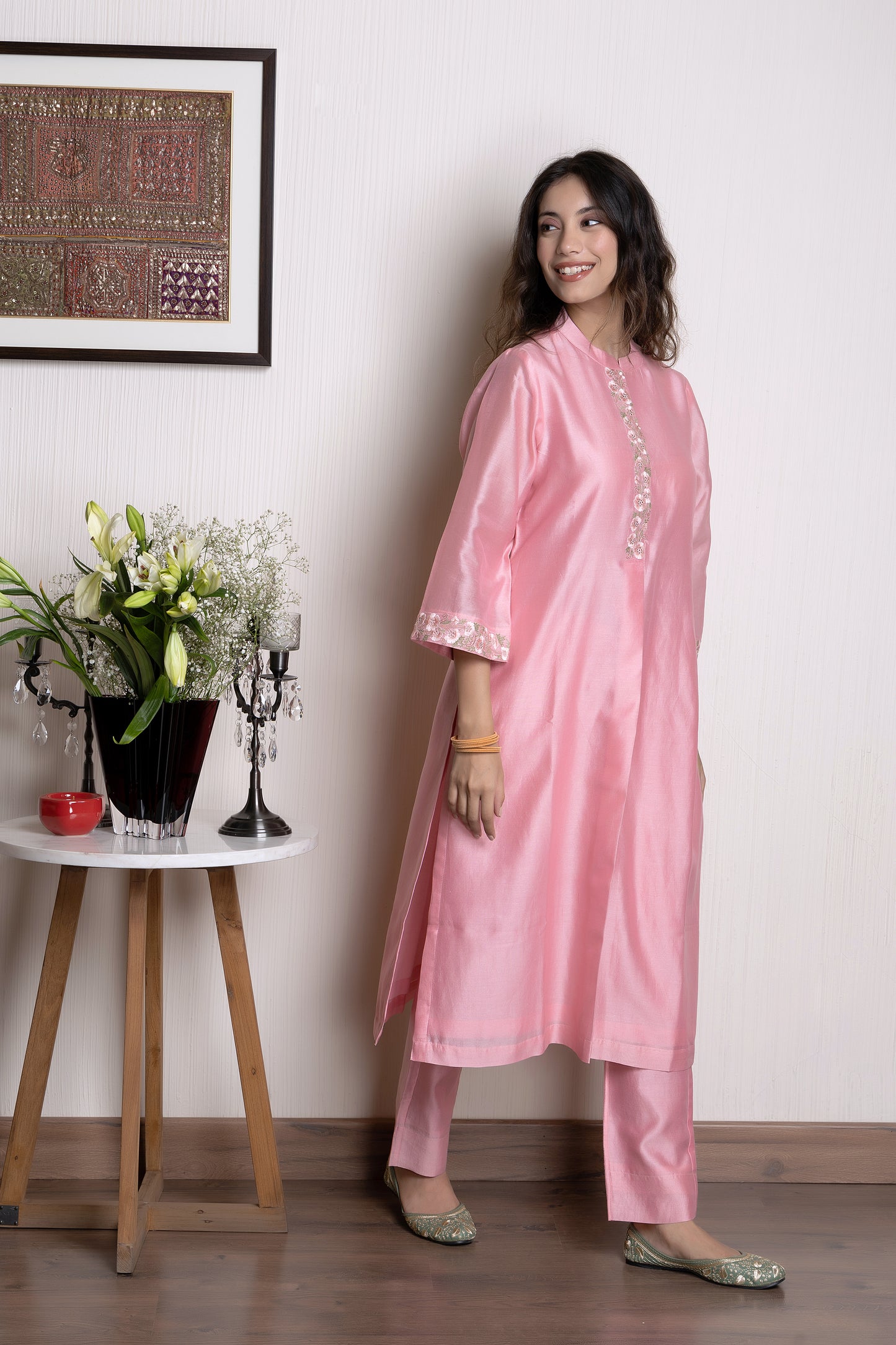 Nakkashi Pink Chanderi Embroidered Kurta Set