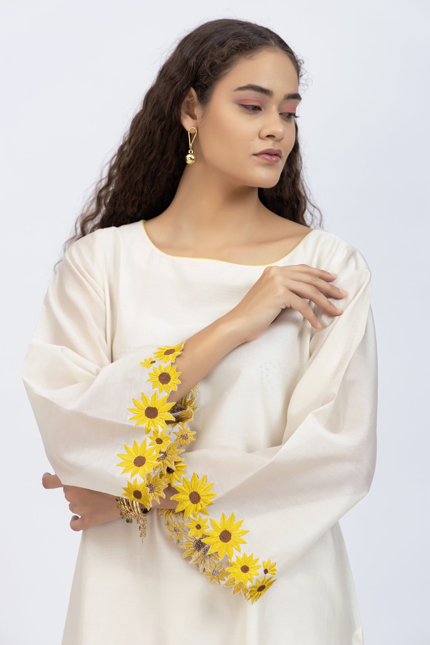 Bageecha Sunflower Chanderi Embroidered Kurta Set