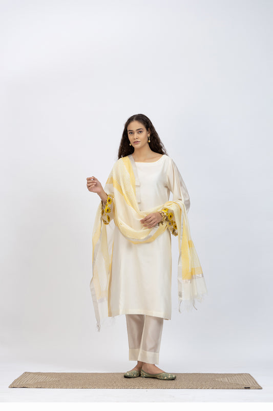 Bageecha Sunflower Chanderi Embroidered Kurta Set
