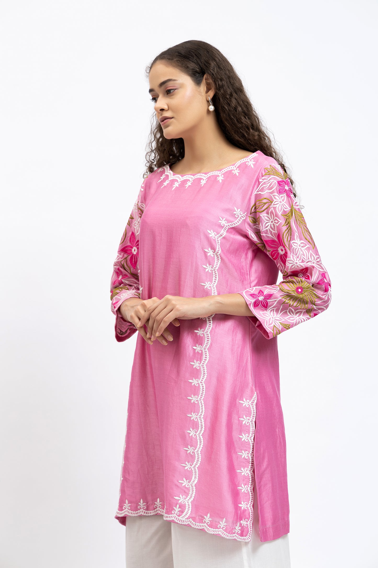 Bageecha Pink Chanderi Embroidered Kurta Set