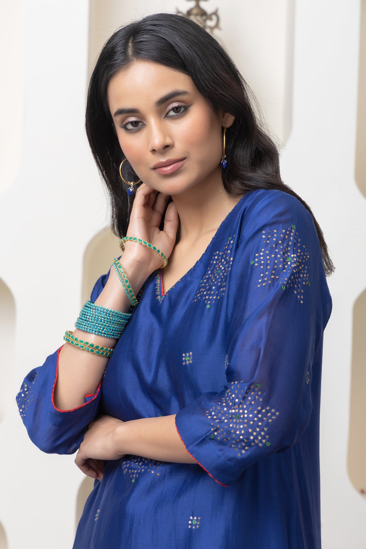 Taara Navy Blue Hand Embroidered Kurta Set