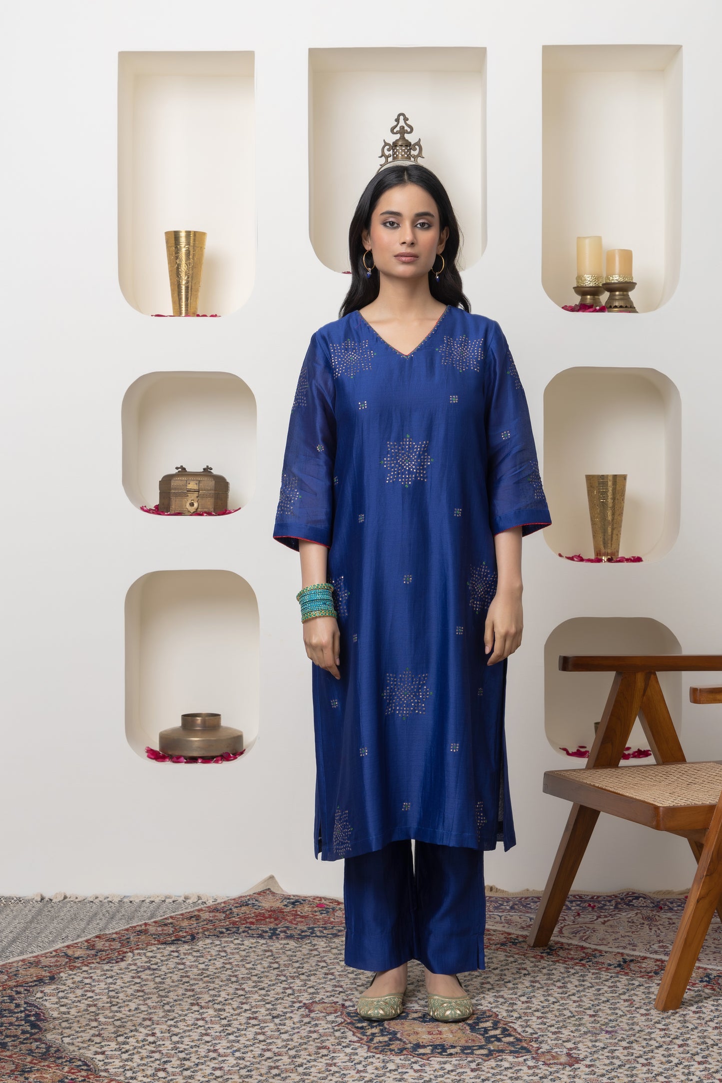 Taara Navy Blue Hand Embroidered Kurta Set
