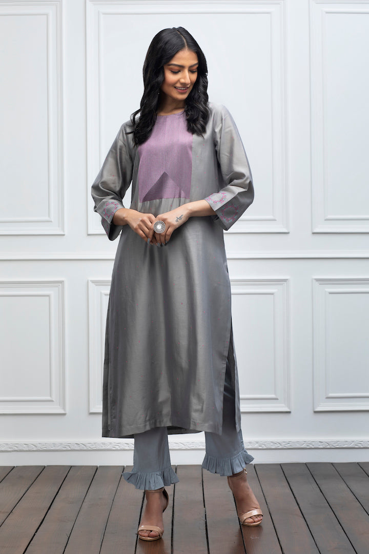 Ishaya Grey Hand Embroidered Kurta Set