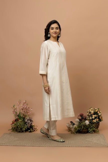 Rozanna Off White Chanderi Pants