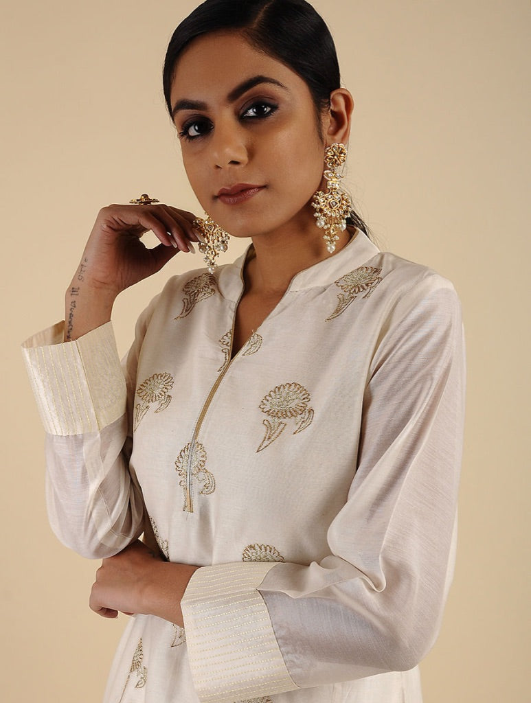 Lyrical Chanderi Off White Embroidered Kurta Set